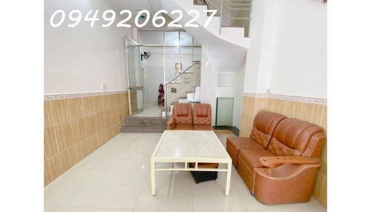 Xe Hơi Tránh Bùi Đình Tuý Bình Thạnh DT 52m2, 4 Tầng 4PN, Ở Ngay Chỉ 8 Tỷ 5